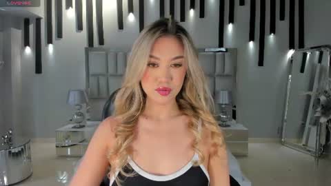 Rebe online show from July 6, 7:38 pm