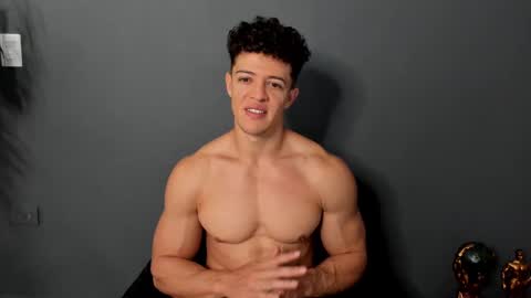 twitter REECET26 instagram RECCETAYLOR online show from February 23, 2:46 pm