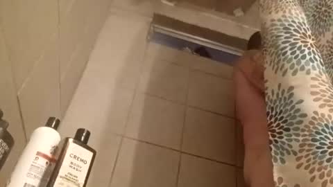 recka810 online show from July 9, 10:19 am