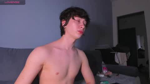 Alan online show from April 27, 5:43 pm