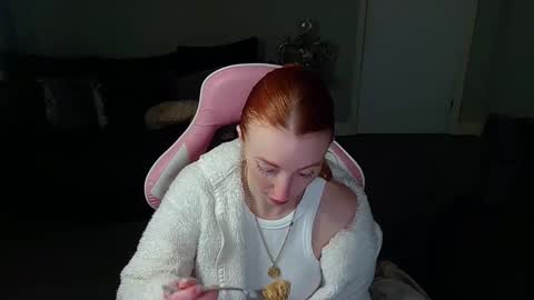 Red -  online show from February 13, 3:14 pm