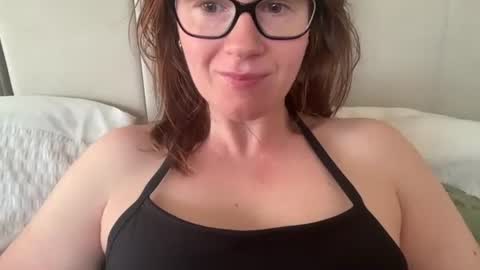 Rosie online show from June 15, 4:59 am