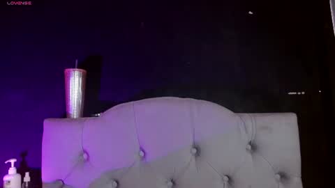 IG   OF red moonn online show from June 27, 12:38 am