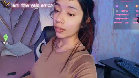 red_pandaa online show from May 2, 3:56 am