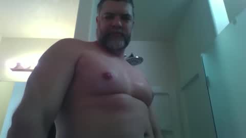 RedChewy online show from January 5, 5:30 pm