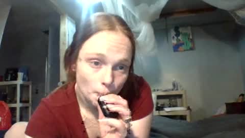 Lenae Redd online show from June 3, 4:15 am