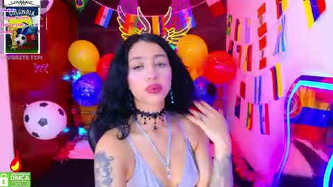 Lili Lopez online show from June 18, 8:14 pm