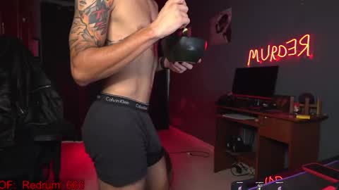 Red online show from November 13, 6:32 pm