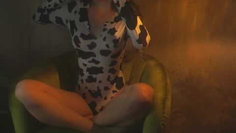 Red online show from November 1, 9:58 pm