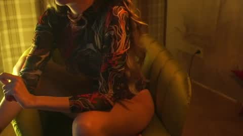 Red online show from May 3, 6:36 pm