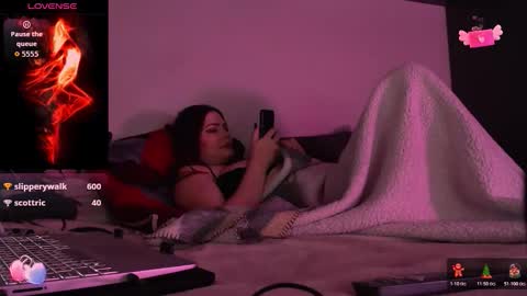 Red online show from March 8, 2:04 am