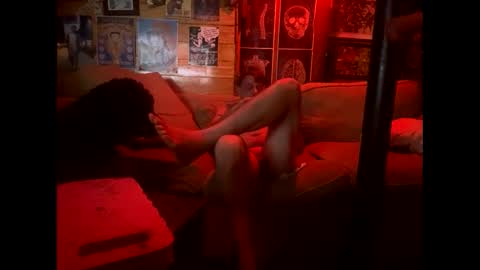 Lee online show from September 28, 1:36 am