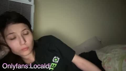 reeteeeesg online show from February 18, 11:08 pm