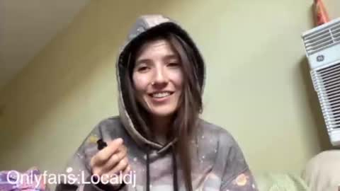 reeteeeesg online show from February 11, 9:14 pm