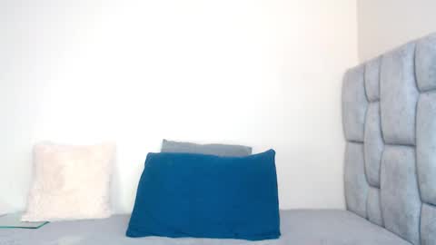 regina1819 online show from September 19, 2:37 am