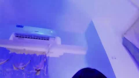 reginarose online show from March 8, 6:10 am