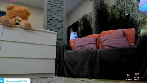 reina cummings online show from February 25, 7:56 am