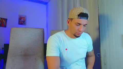 paola online show from March 11, 4:15 am