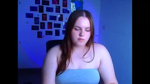 Reina online show from March 13, 1:25 pm