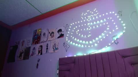 reiv_femboy online show from March 12, 1:20 am