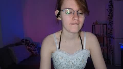 Claire online show from April 24, 6:32 pm