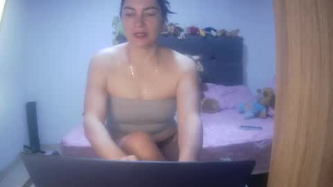 renata_hot1 online show from October 29, 10:54 pm