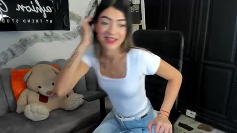 Renata online show from January 8, 2:01 pm