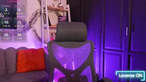 Renata online show from February 7, 1:03 pm