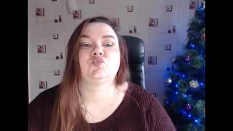 renataoia online show from January 6, 11:14 am