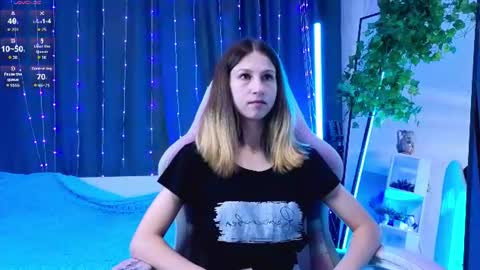 Christina online show from June 29, 5:01 pm