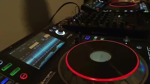 Snapshot of reticuli chatting on October 11, 12:59 am GearPorn online show from October 11, 12:59 am