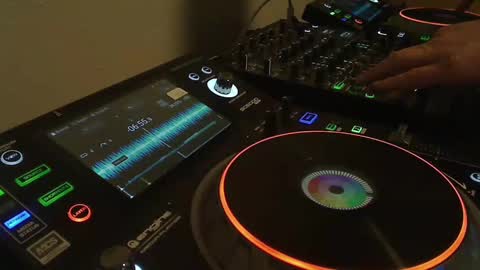 Snapshot of reticuli chatting on December 5, 2:04 am GearPorn online show from December 5, 2:04 am