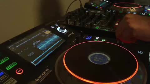 Snapshot of reticuli chatting on February 6, 12:54 am GearPorn online show from February 6, 12:54 am