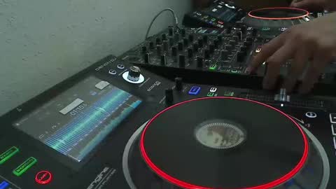 Snapshot of reticuli chatting on September 15, 4:08 pm GearPorn online show from September 15, 4:08 pm