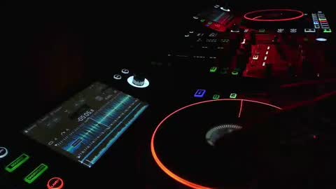 Snapshot of reticuli chatting on September 23, 3:22 am GearPorn online show from September 23, 3:22 am