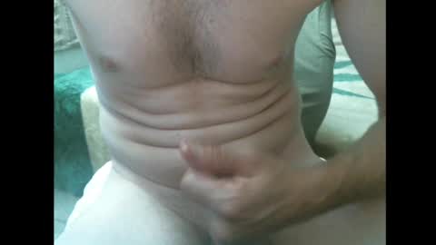 Snapshot of reubendics chatting on January 11, 1:48 am BigDinAZ online show from January 11, 1:48 am