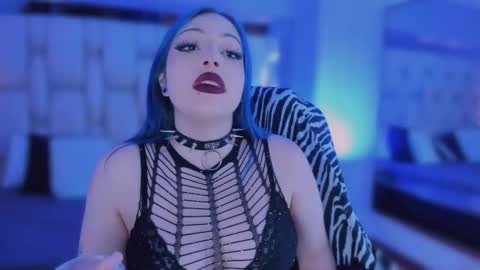 Reven  online show from March 5, 8:29 pm