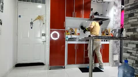 reymasterhot online show from March 10, 9:18 pm