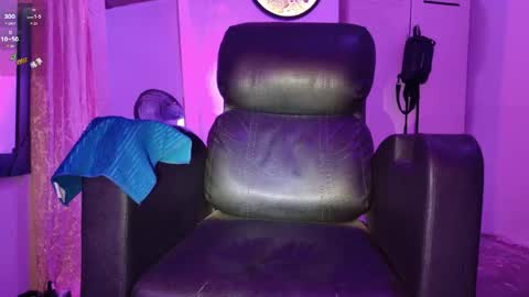 ReyKen online show from April 24, 4:25 am