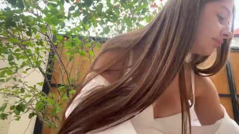 Riana online show from December 14, 2:29 am