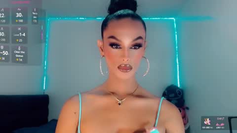 Snapshot of riannagarcia_ chatting on September 16, 7:17 pm Rianna Garcia online show from September 16, 7:17 pm