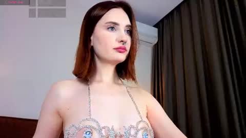 Ria Woods online show from June 21, 5:52 pm