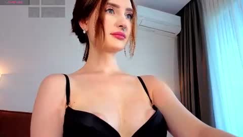 Ria Woods online show from June 30, 2:16 pm
