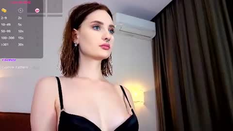 Ria Woods online show from July 7, 6:45 pm