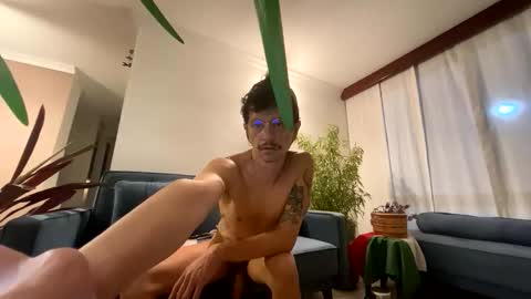 ricardo_babeadoos online show from May 5, 11:54 pm
