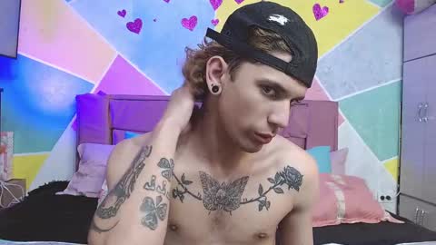 rich and kitty  online show from September 16, 4:15 am