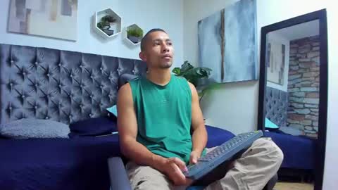 richar_voller online show from June 24, 11:17 am