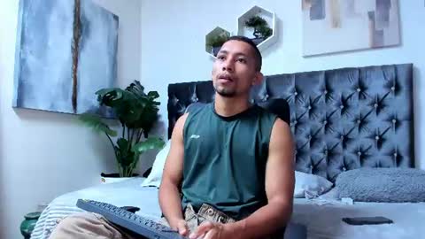 richar_voller online show from July 28, 11:28 am