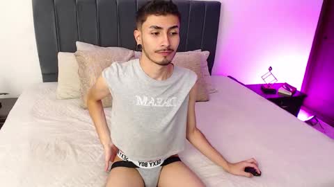 Richard online show from January 25, 2:26 am