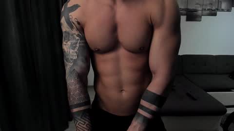 RichardDarell online show from December 3, 6:10 am